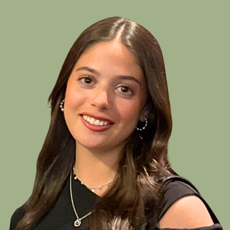 Mathematics & Economics Lyla Myers From £40/hr