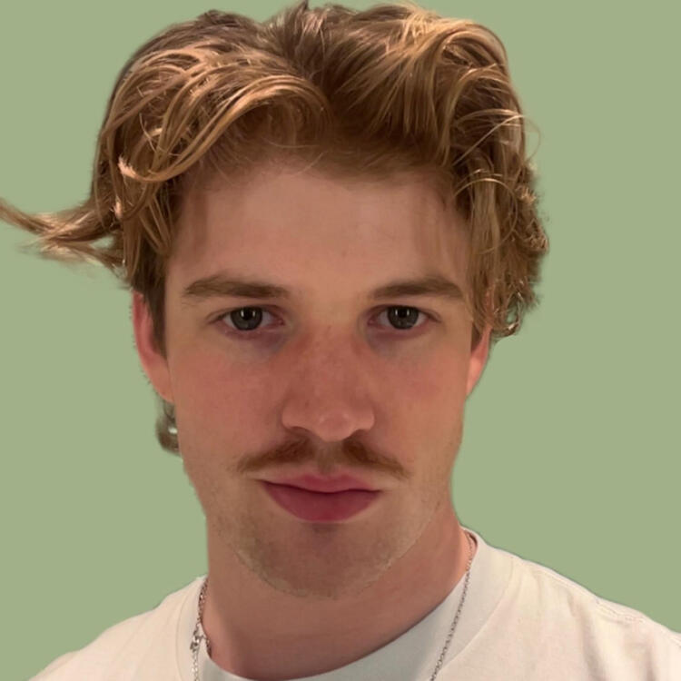 Physics & Mathematics Callum Johnson From £40/hr